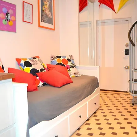 Un Jour D'ete A - Centre Unesco - 200 M Cathedrale - Parking - Animaux Acceptes شقة