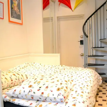 Un Jour D'ete A - Centre Unesco - 200 M Cathedrale - Parking - Animaux Acceptes شقة *