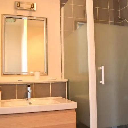 Un Jour D'ete A - Centre Unesco - 200 M Cathedrale - Parking - Animaux Acceptes *